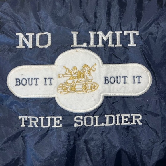 No Limit Jacket - Picture 3 of 5